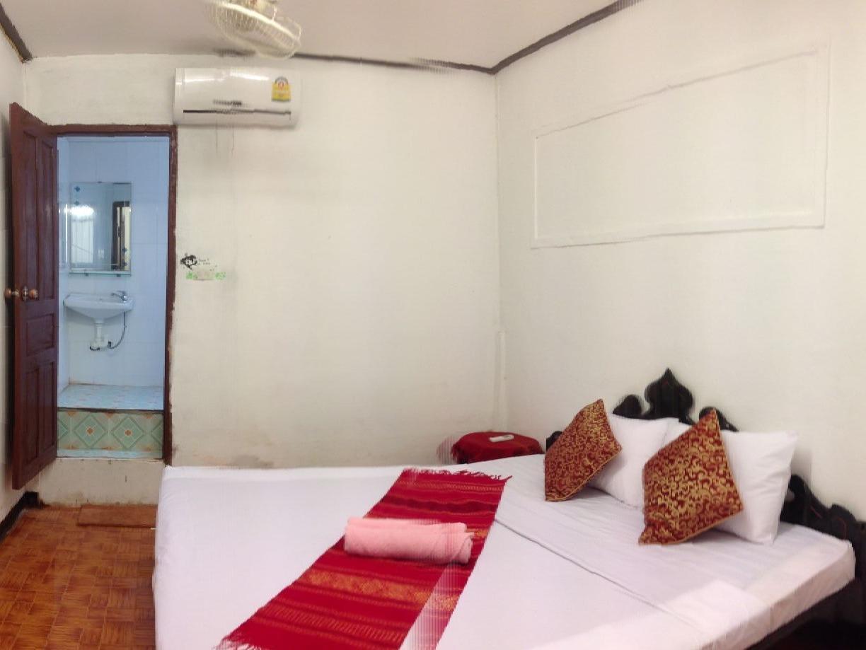 Lpq Backpackers Hostelルアンパバーン エクステリア 写真