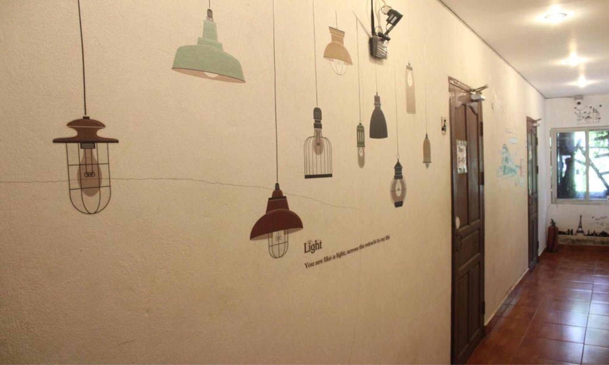 Lpq Backpackers Hostelルアンパバーン エクステリア 写真